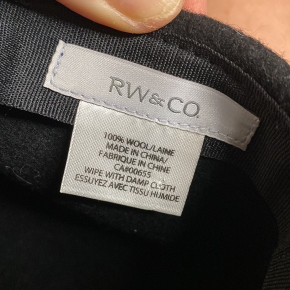 Rw&co Black Wool Cloche Hat with Black & Silver Chain Belt One Size - Picture 11 of 11